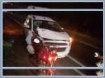 Batida entre caminhão e carro deixa uma pessoa morta e duas feridas no extremo sul da BA